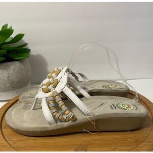 Earth Shoe Logan White Leather Boho Sandal Women 10 Chunky Beaded Coastal Slide